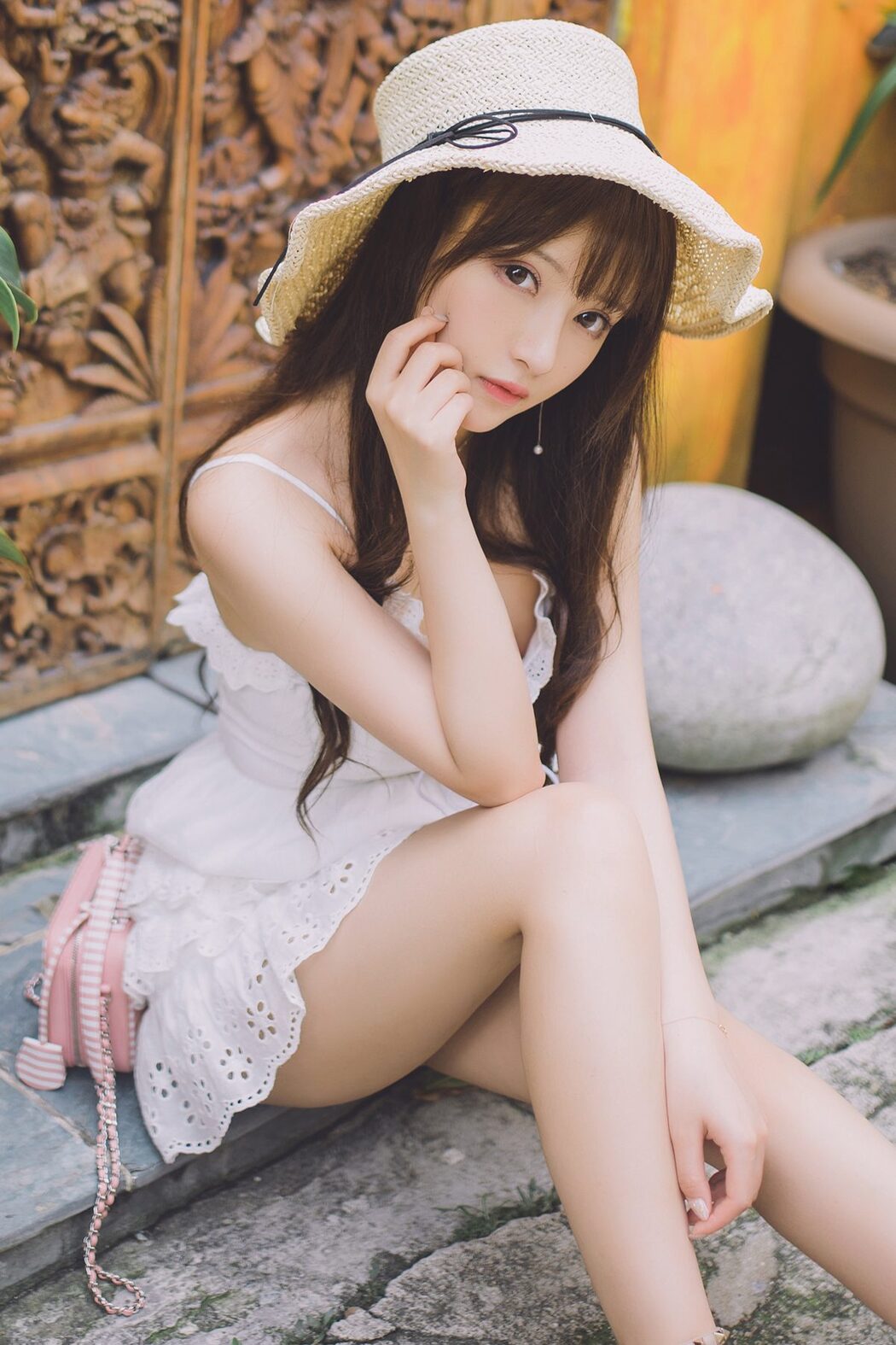 YiTuYu艺图语 Vol.5890 Xi Xi Na Cover Photo