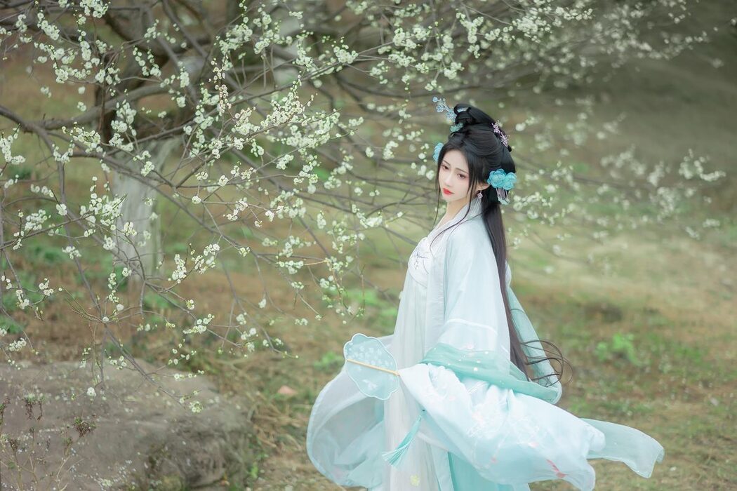 YiTuYu艺图语 Vol.5774 Qi Luo Sheng De Xiao Su Su
