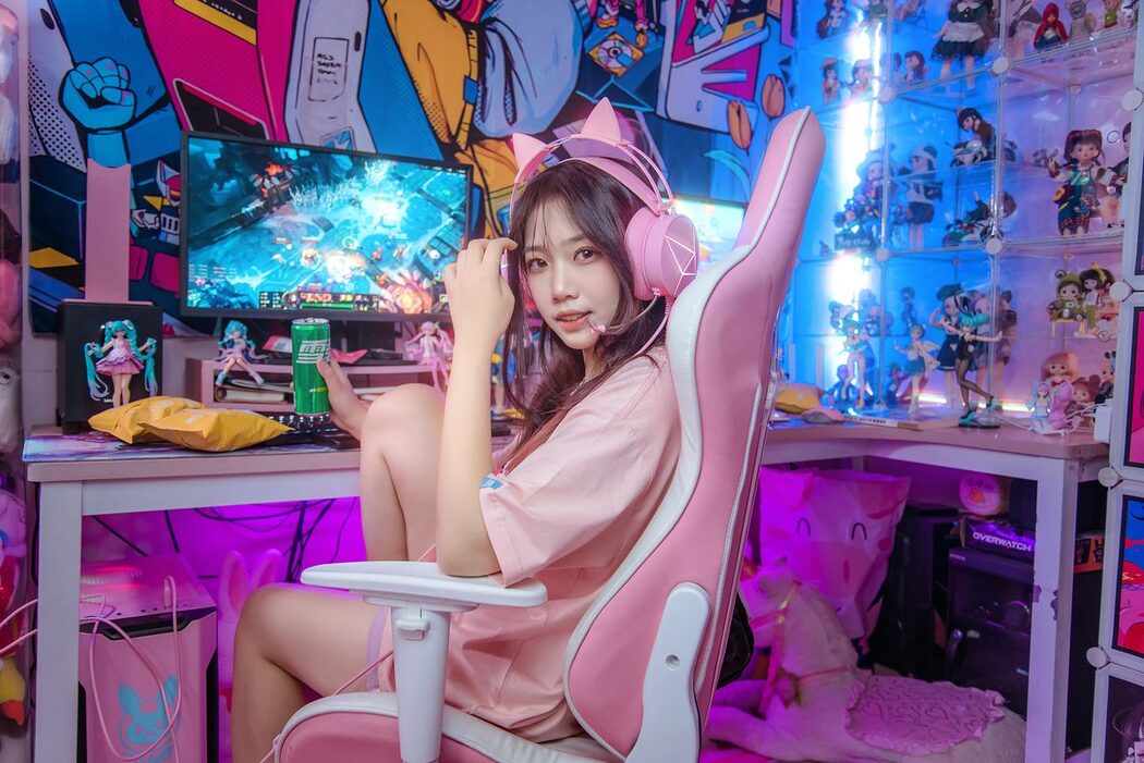 YiTuYu艺图语 Vol.5883 Yi Ke Li Zi