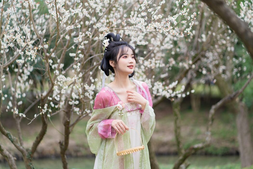 YiTuYu艺图语 Vol.5871 Xiao Ou O