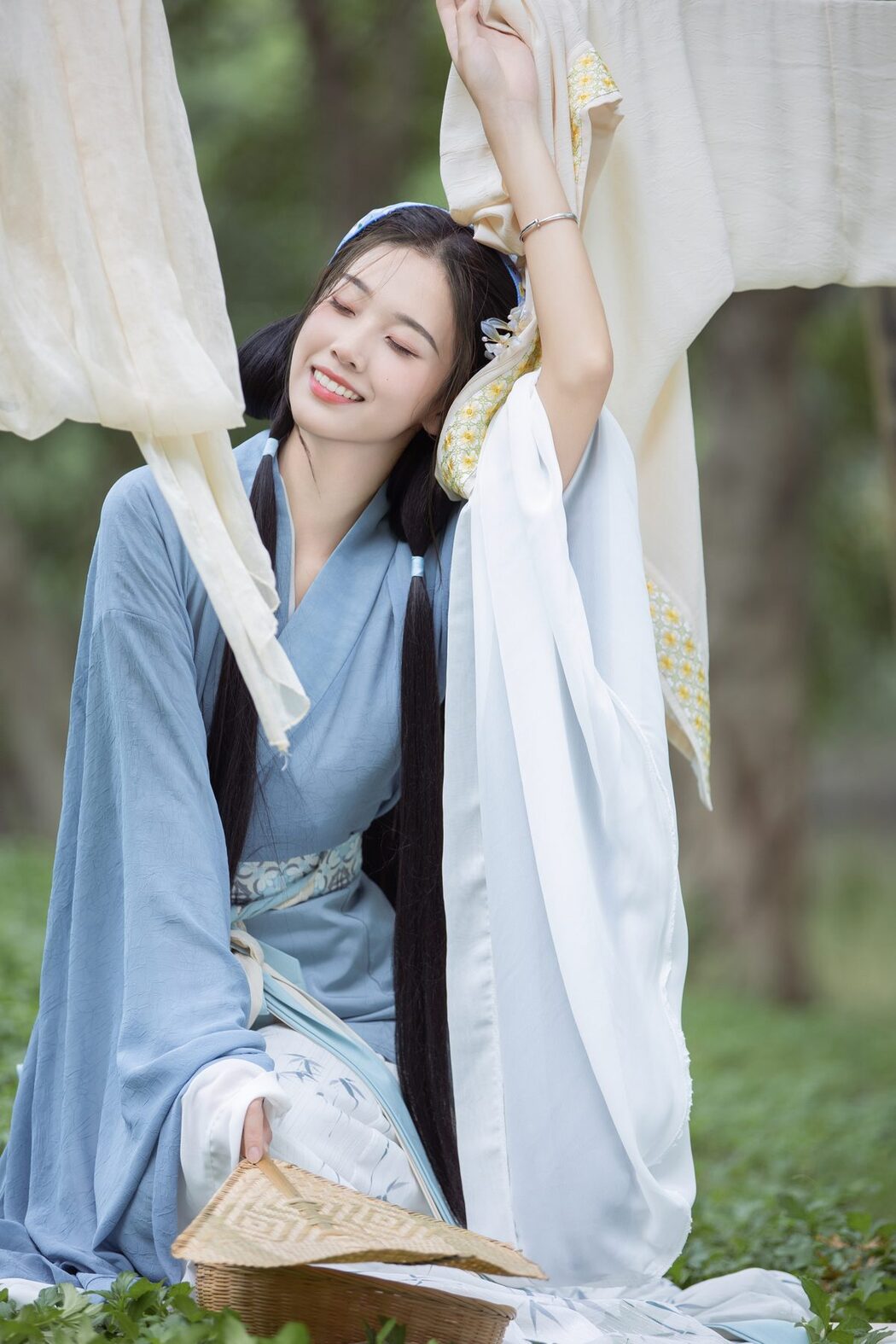 YiTuYu艺图语 Vol.5797 Zhi Zhi Qi