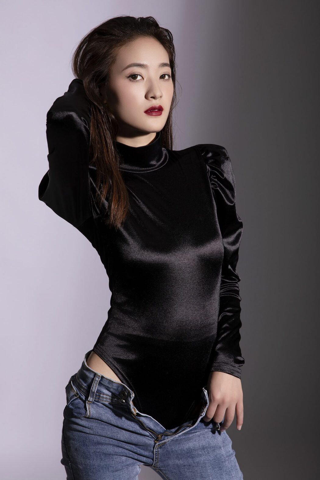 YiTuYu艺图语 Vol.5748 Zhou Xu Xu