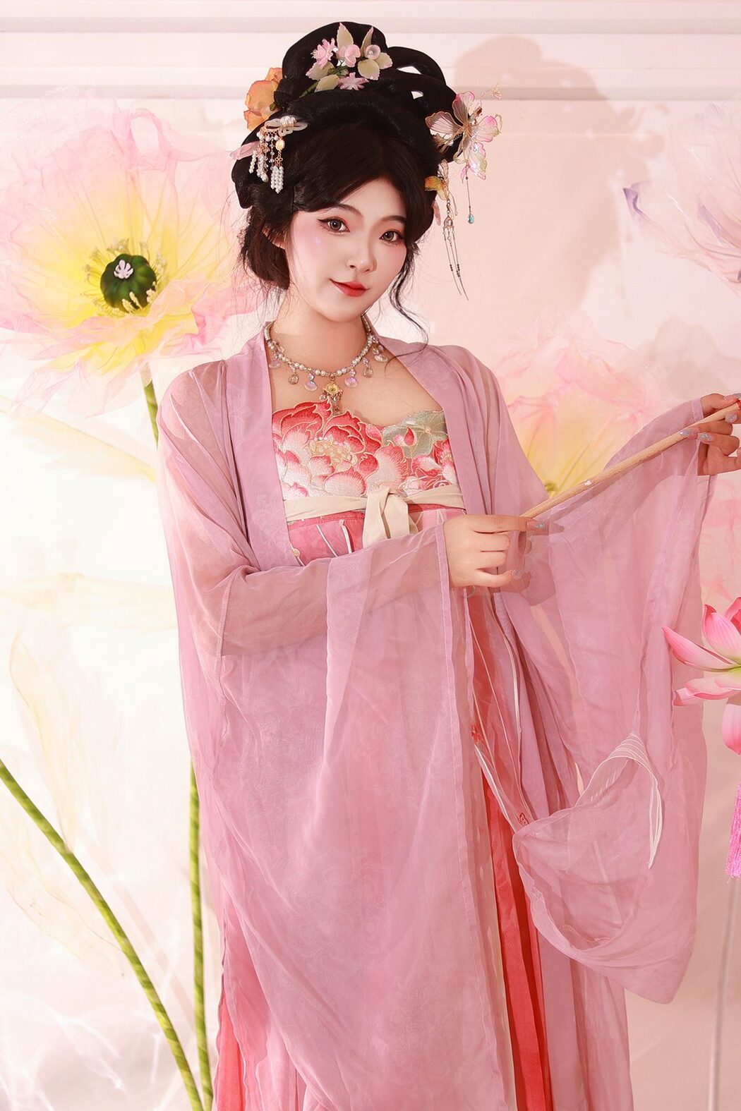 YiTuYu艺图语 Vol.5858 KaiLin Jiang Cover Photo