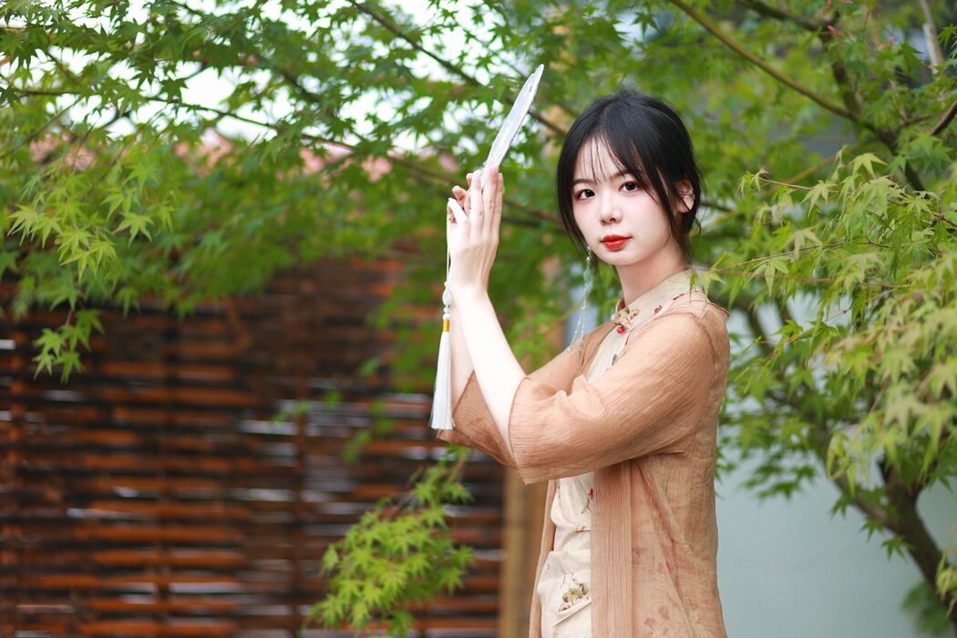 YiTuYu艺图语 Vol.5884 Mu Yan Se Cc