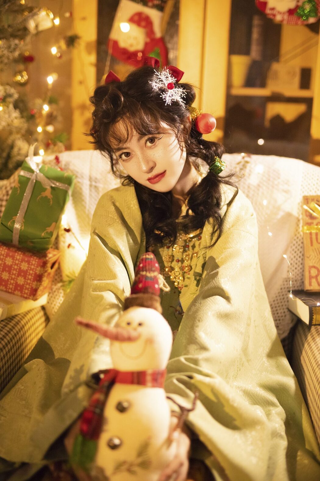 YiTuYu艺图语 Vol.5736 Yi Xuan