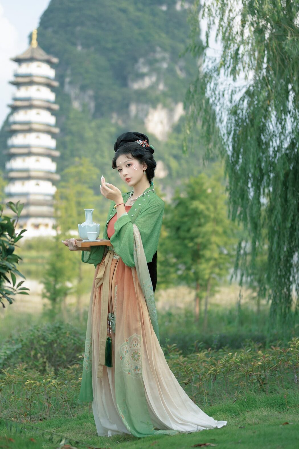 YiTuYu艺图语 Vol.5744 Xin Lan
