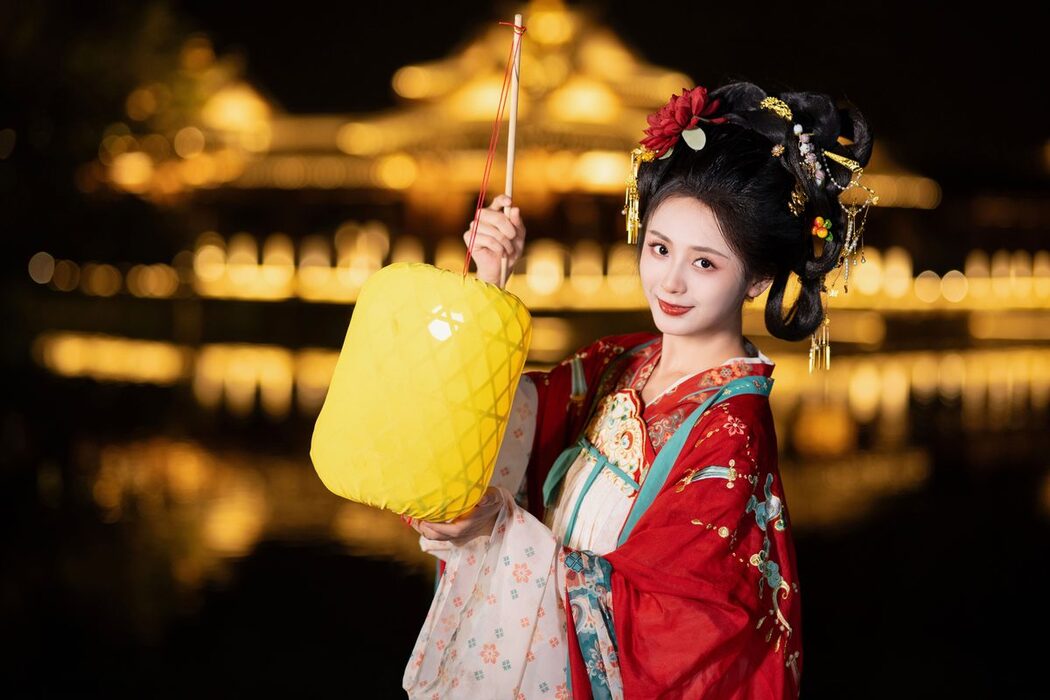 YiTuYu艺图语 Vol.5822 Shu Pian Yoyi