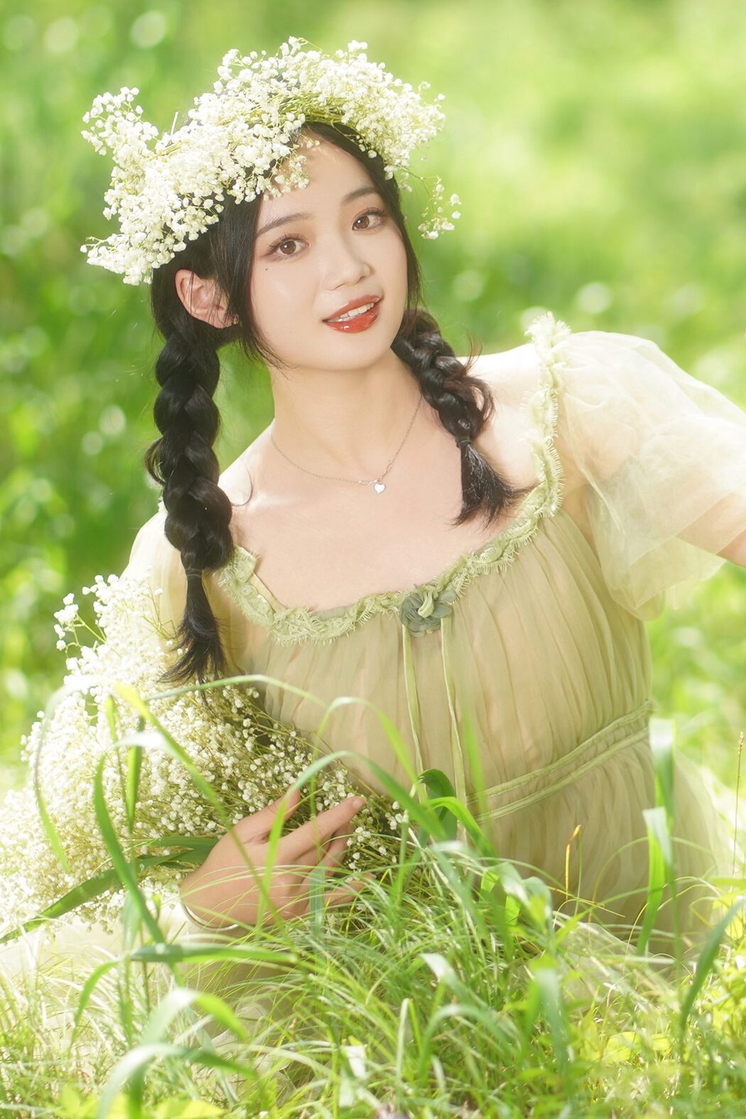 YiTuYu艺图语 Vol.5770 Xiao Ou O Cover Photo