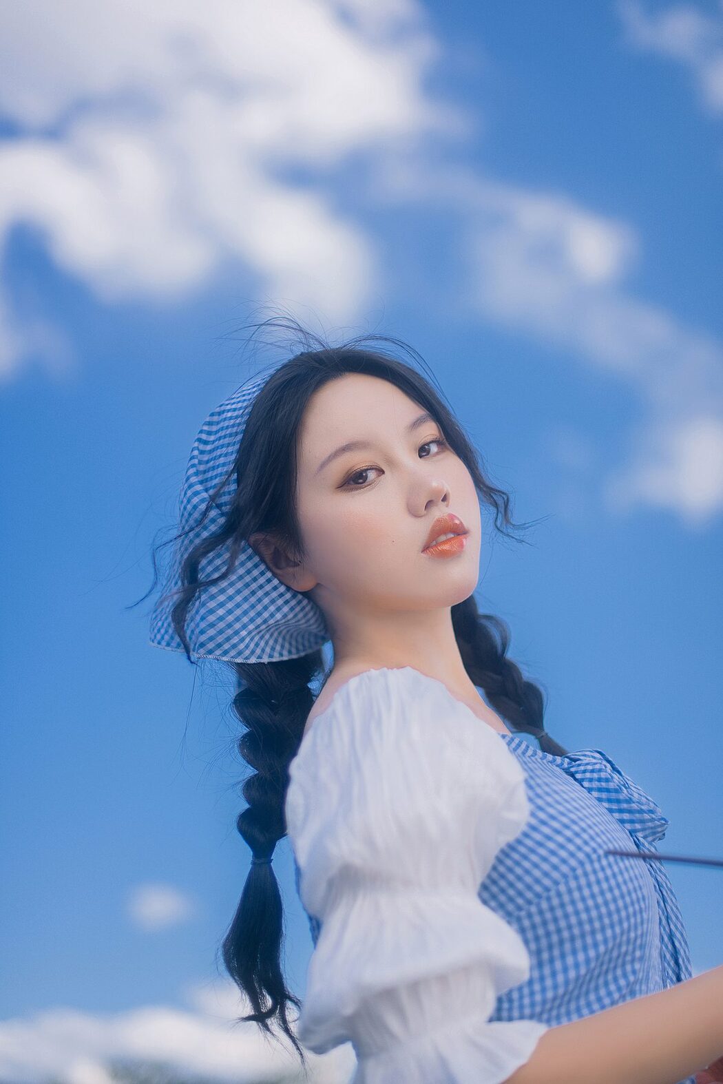 YiTuYu艺图语 Vol.5852 Mi Ci Quan Guo Hou Yuan Tuan Tuan Zhang