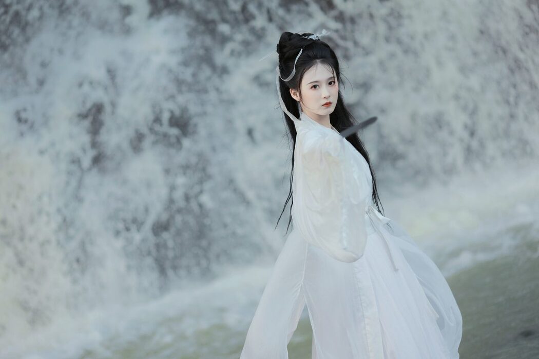 YiTuYu艺图语 Vol.5754 Shu Pian Yoyi