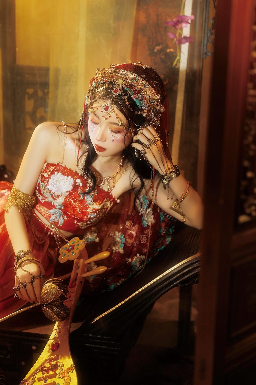 YiTuYu艺图语 Vol.5899 Yan Qin