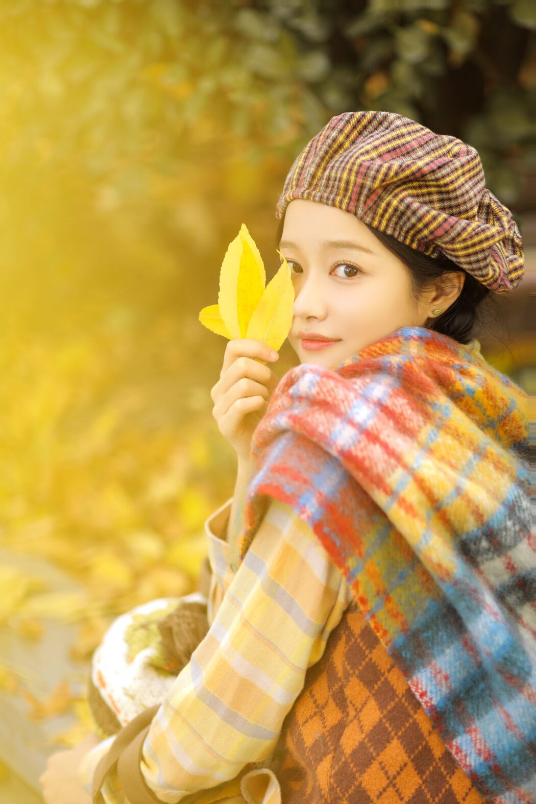 YiTuYu艺图语 Vol.5913 Lou Xin Yue Moon