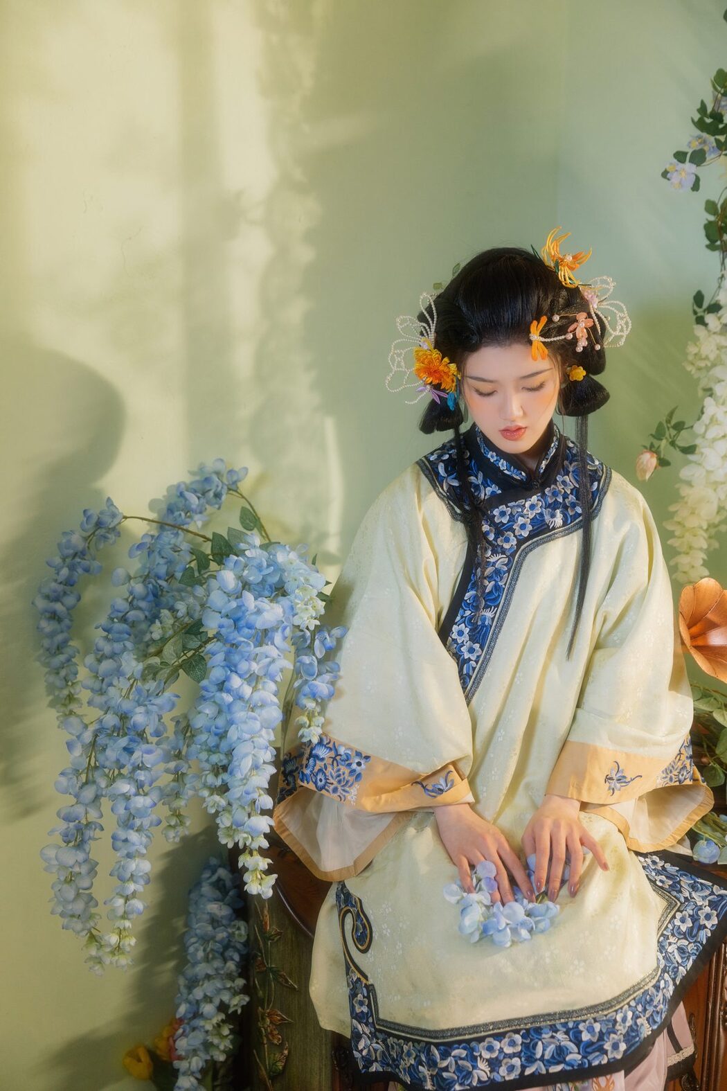 YiTuYu艺图语 Vol.5930 Yu Han