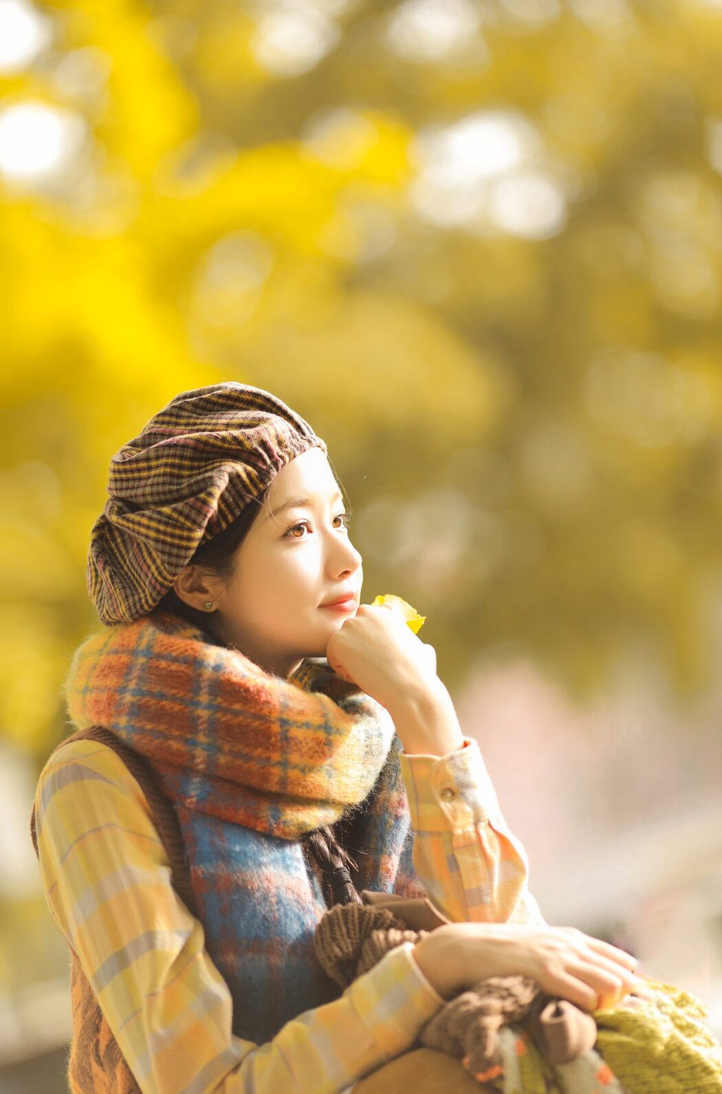 YiTuYu艺图语 Vol.5913 Lou Xin Yue Moon
