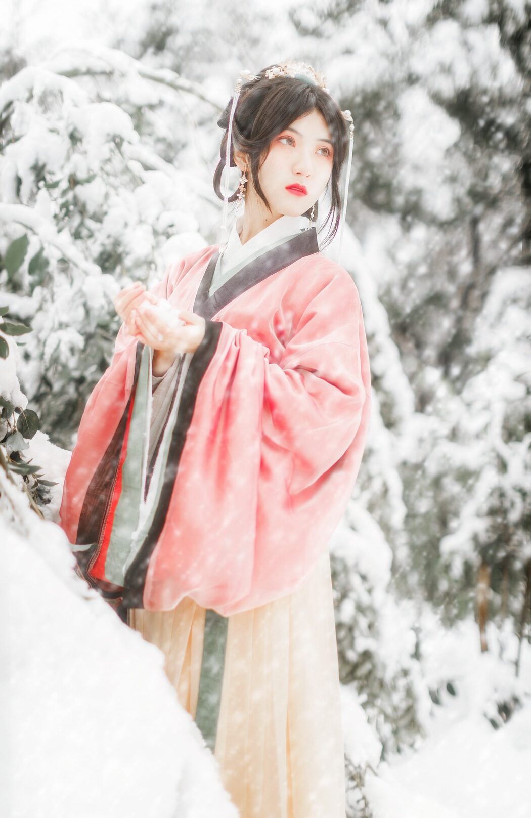 YiTuYu艺图语 Vol.5903 Dang Chu Jiao Ren Jia Xiao Tian Tian