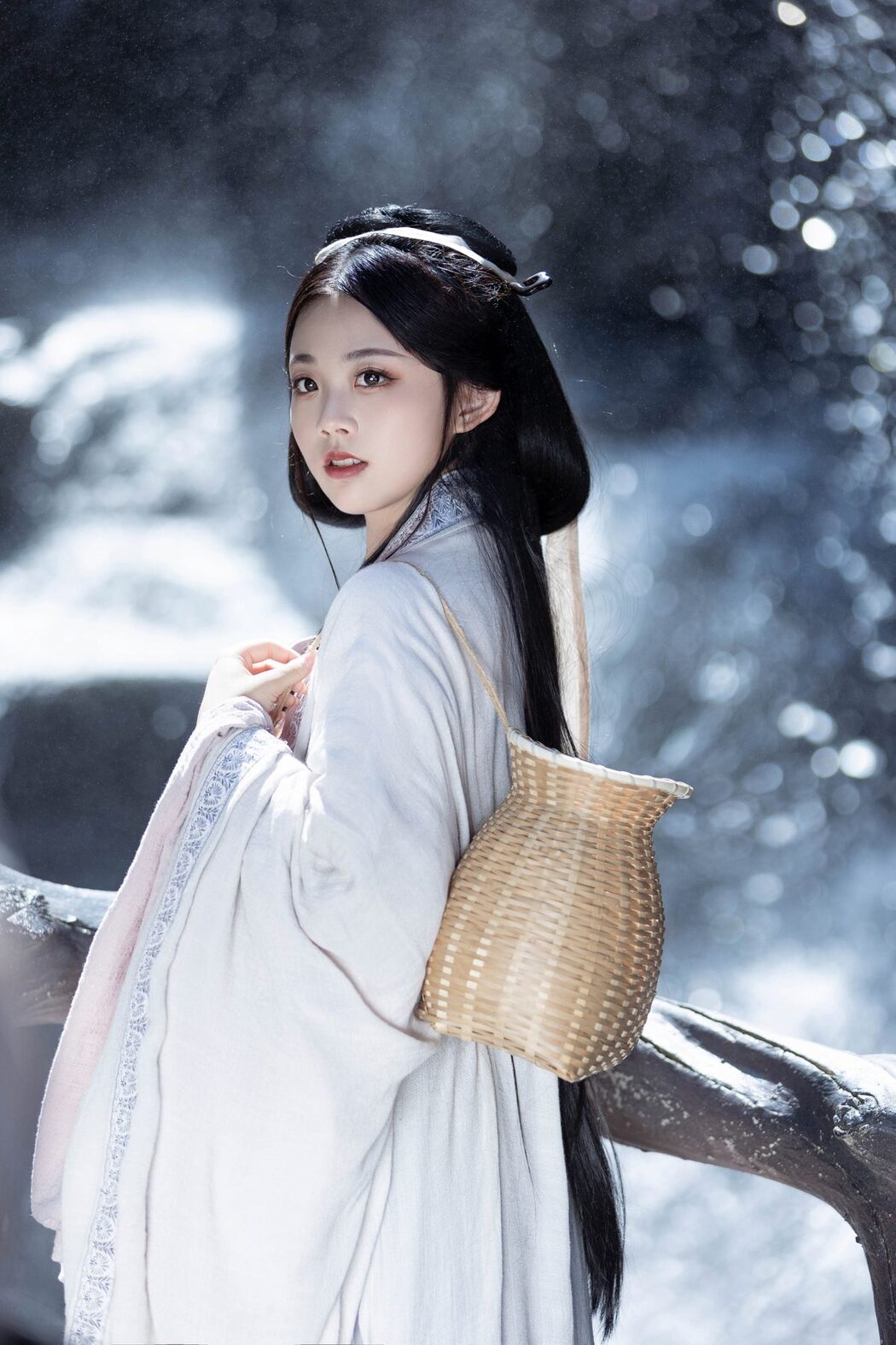 YiTuYu艺图语 Vol.5914 Jin Zou Ba