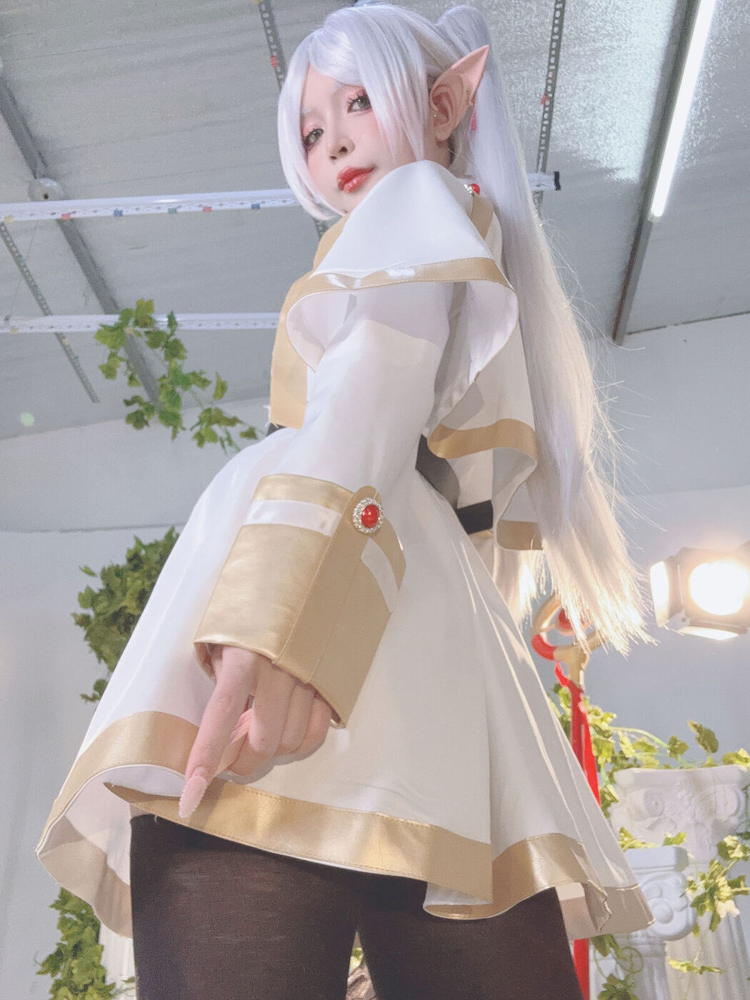Coser@UmekoJ &#8211; 葬送的芙莉莲 Part01 (57P &#8211; 6V)