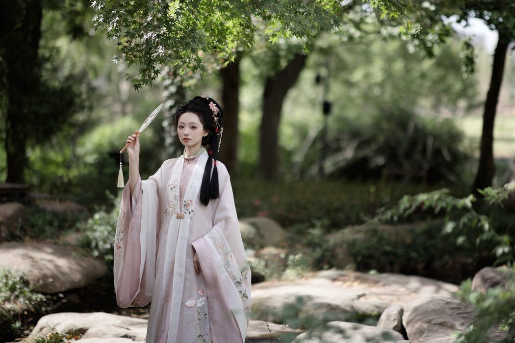 YiTuYu艺图语 Vol.5923 Xiao Yang Ai Gan Fan