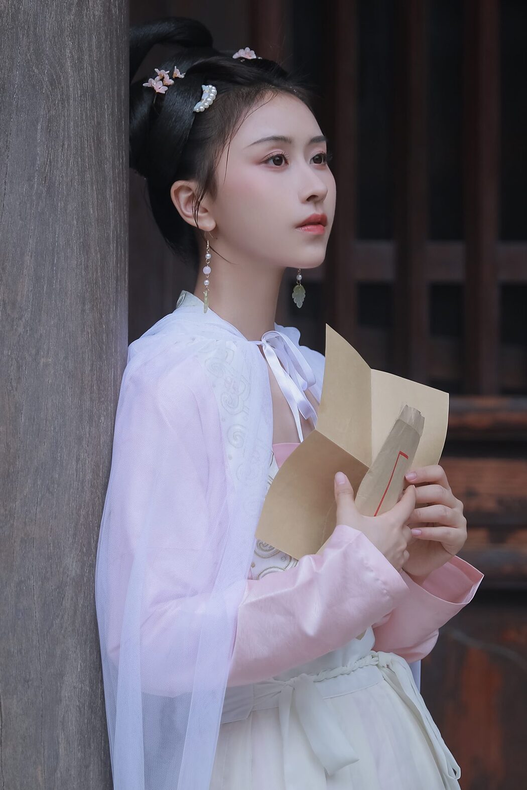 YiTuYu艺图语 Vol.5934 Xiao Wen Cover Photo