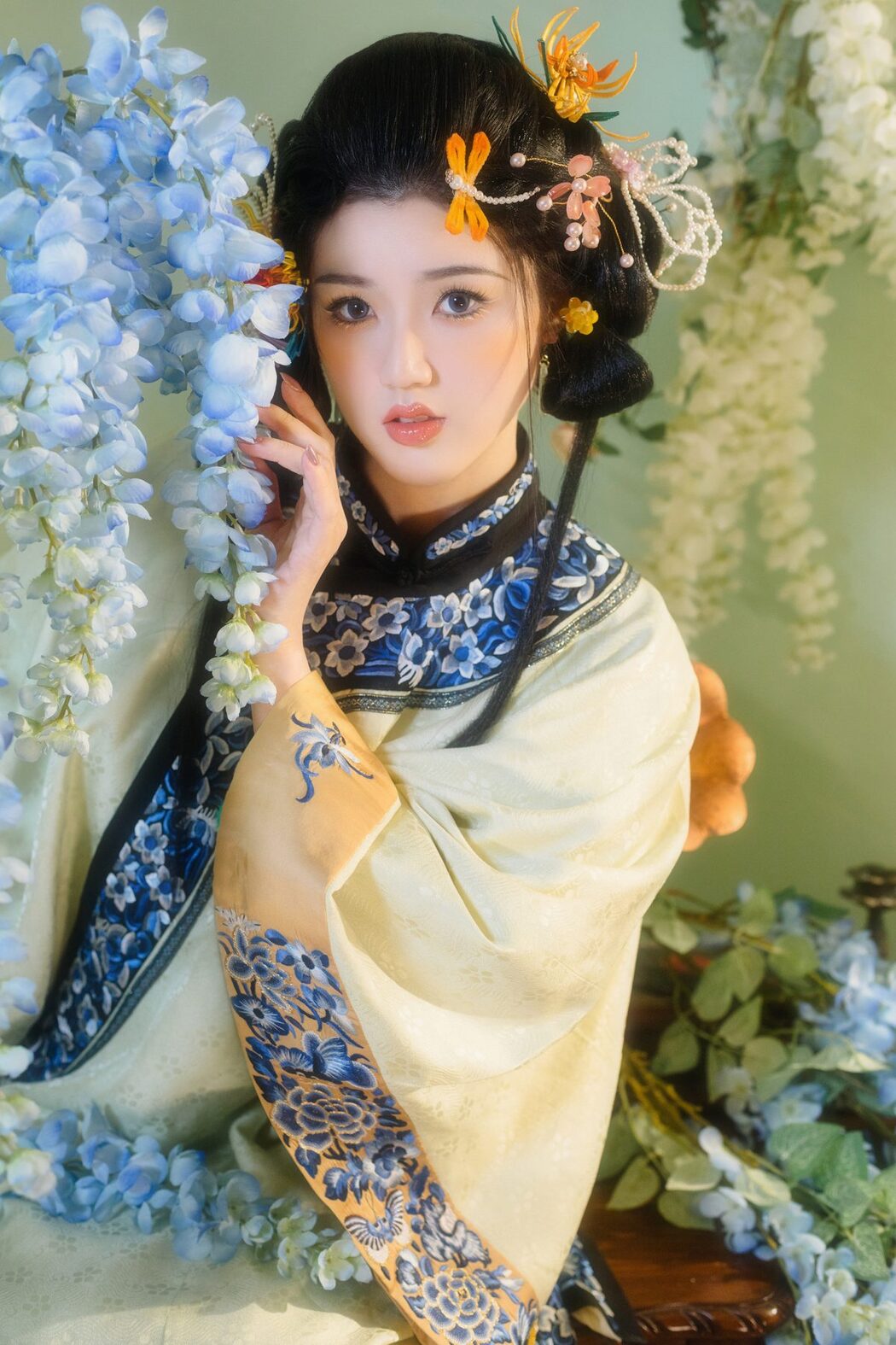 YiTuYu艺图语 Vol.5930 Yu Han