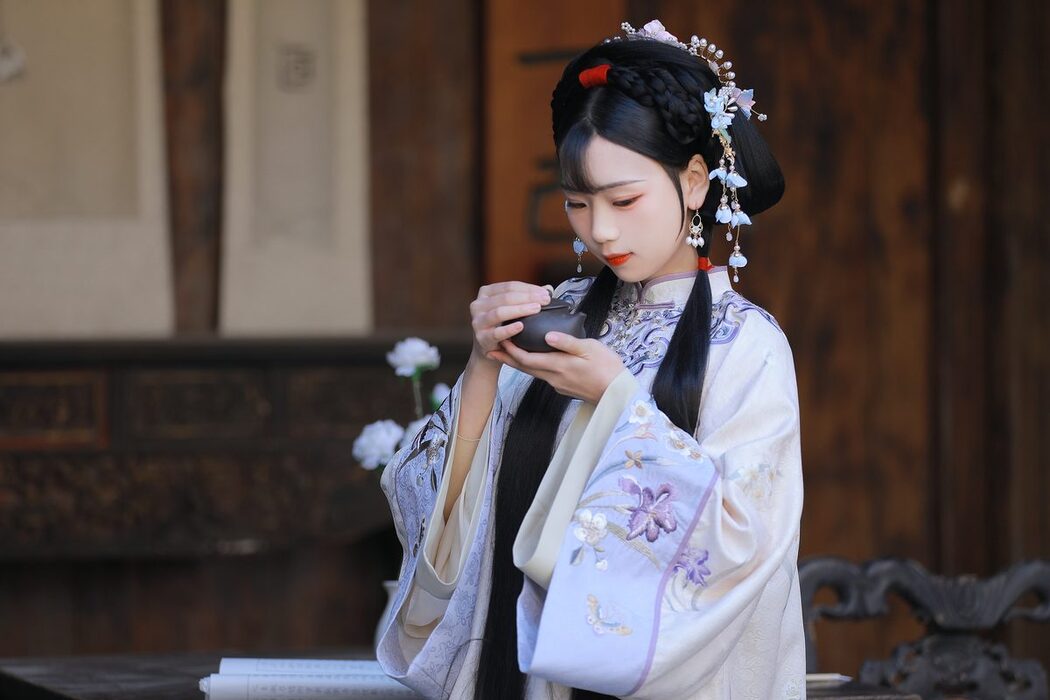 YiTuYu艺图语 Vol.5906 Zhou Zhou AY