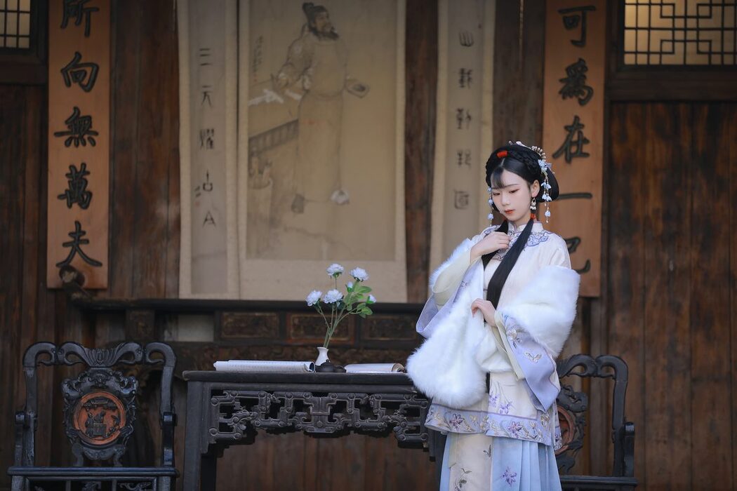 YiTuYu艺图语 Vol.5906 Zhou Zhou AY