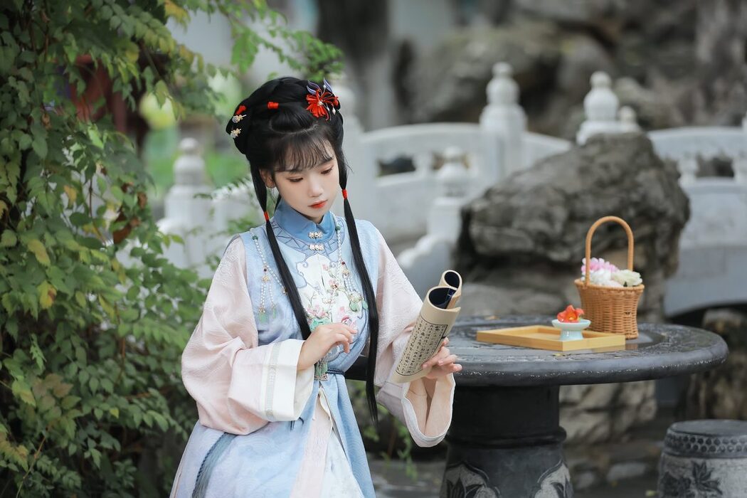 YiTuYu艺图语 Vol.5926 Zhou Zhou AY