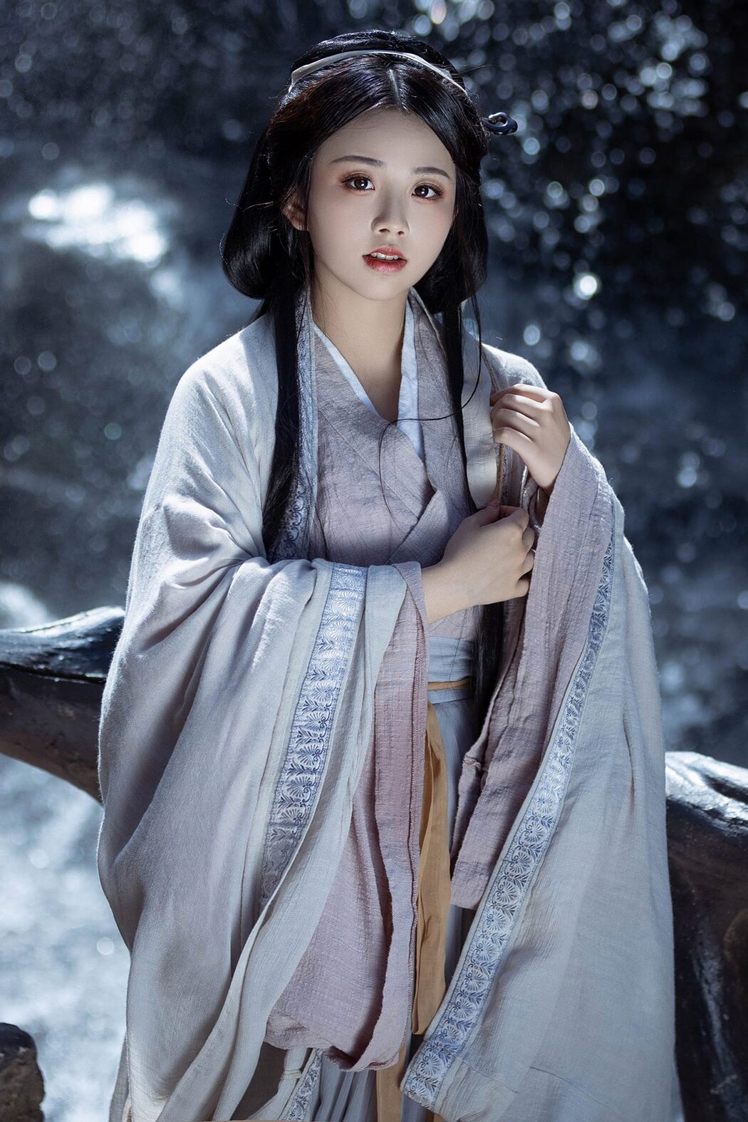 YiTuYu艺图语 Vol.5914 Jin Zou Ba Cover Photo