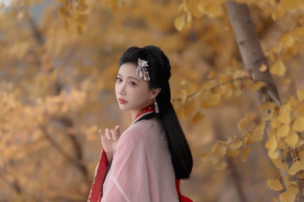 YiTuYu艺图语 Vol.5988 Qi Luo Sheng De Xiao Su Su