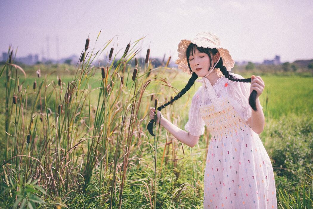 YiTuYu艺图语 Vol.6070 Zhi Yi