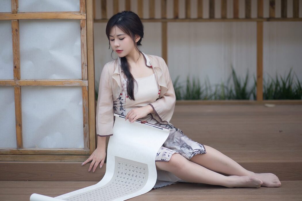 YiTuYu艺图语 Vol.5958 He Ming Zhi Ying