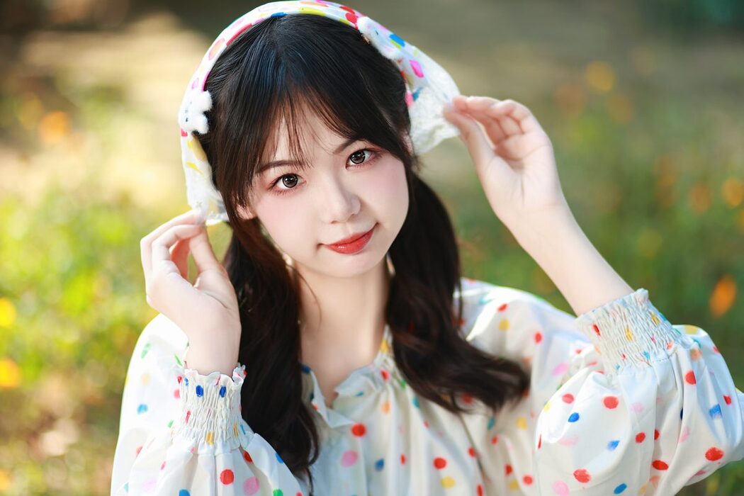 YiTuYu艺图语 Vol.5994 Mu Yan Se Cc
