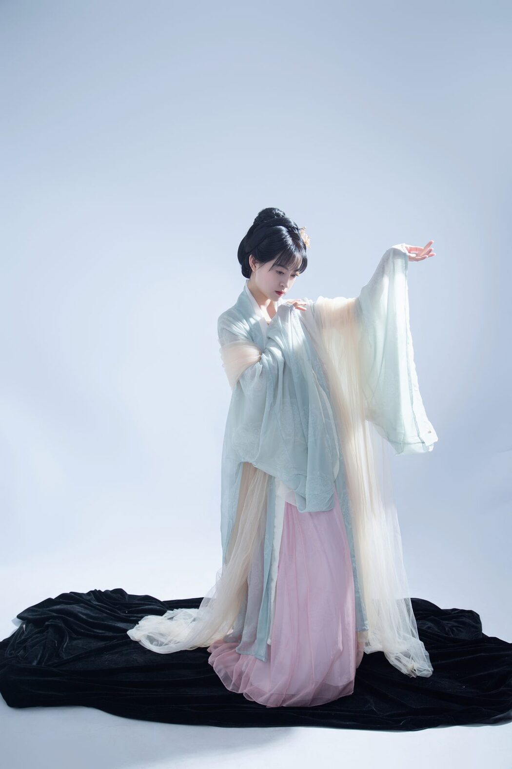 YiTuYu艺图语 Vol.6044 Yi Xuan