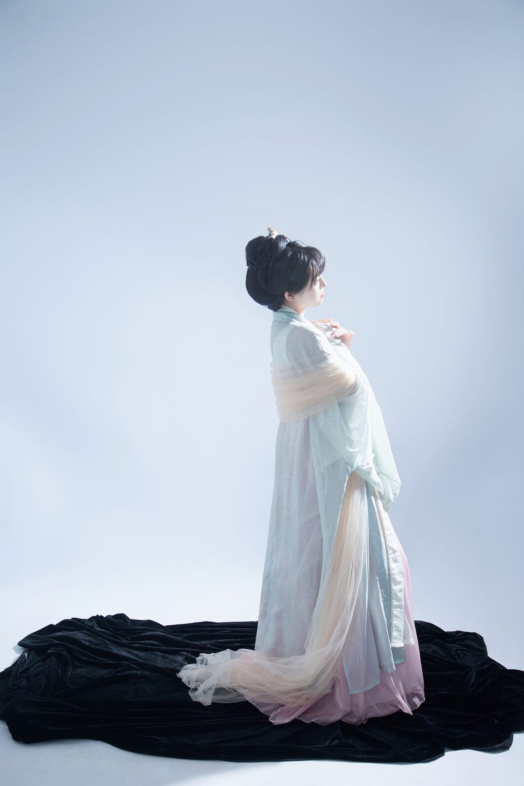 YiTuYu艺图语 Vol.6044 Yi Xuan