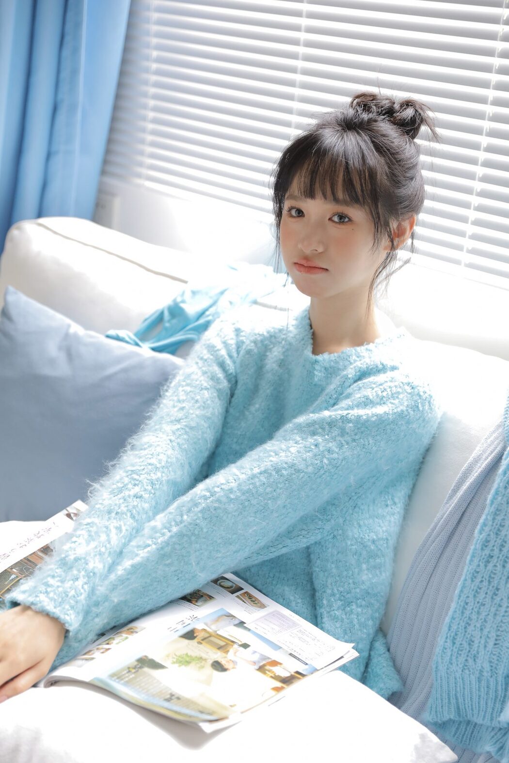 YiTuYu艺图语 Vol.6083 Kuai Le Su Su