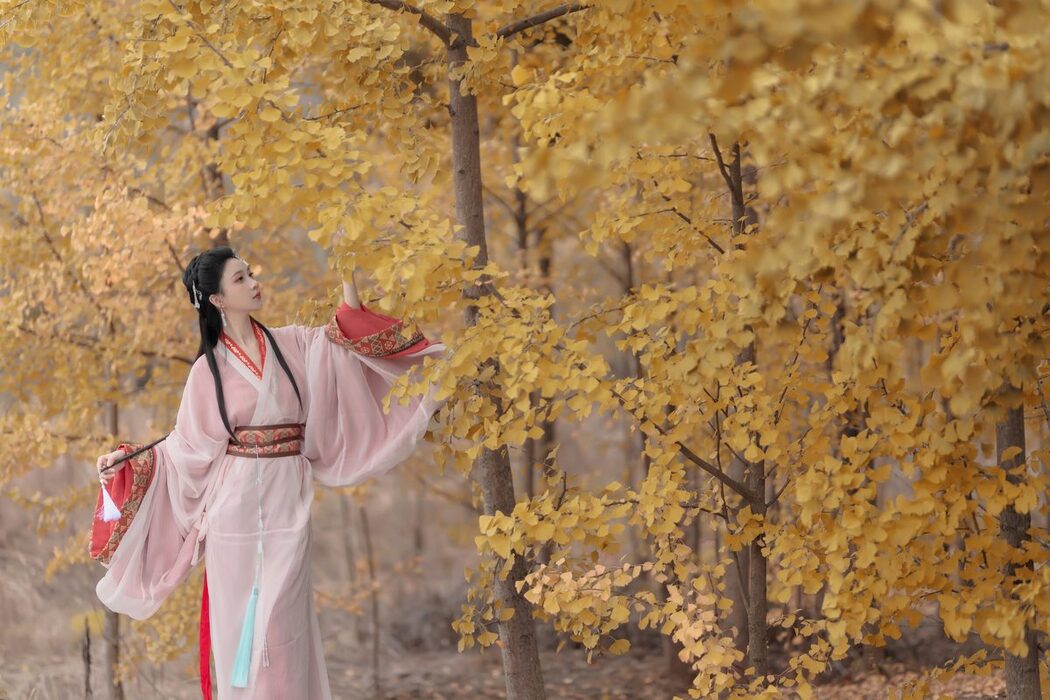 YiTuYu艺图语 Vol.5988 Qi Luo Sheng De Xiao Su Su