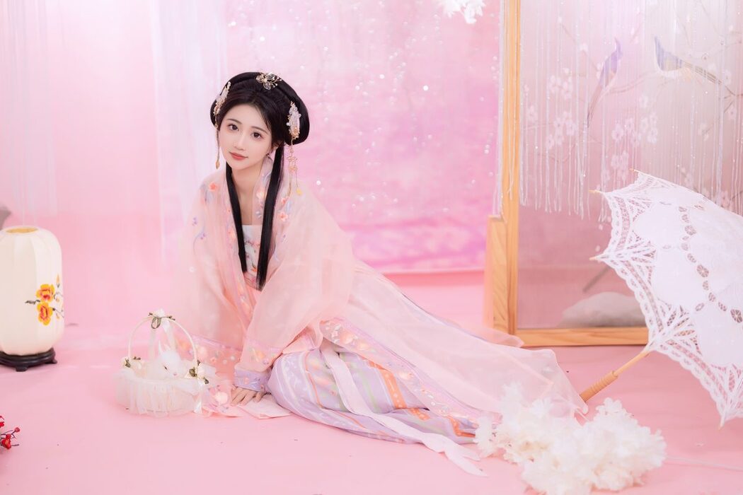 YiTuYu艺图语 Vol.6035 Qi Luo Sheng De Xiao Su Su
