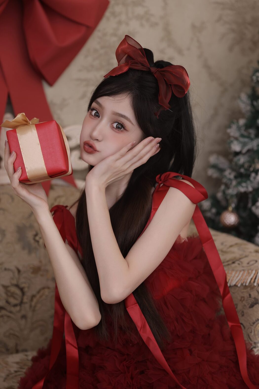 YiTuYu艺图语 Vol.5978 Xiao Duo Duo Yao Bao Fu