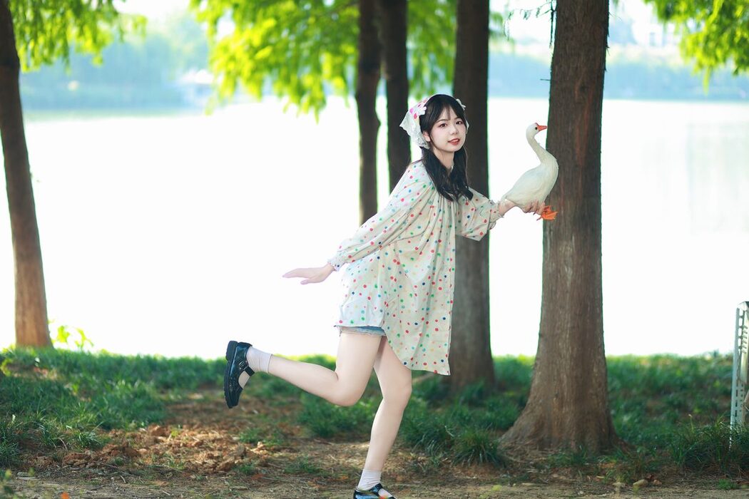 YiTuYu艺图语 Vol.5994 Mu Yan Se Cc