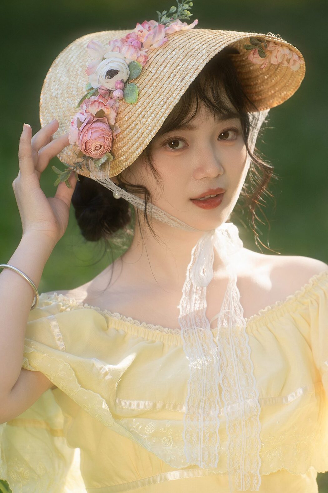 YiTuYu艺图语 Vol.6088 Xiao Ou O Cover Photo