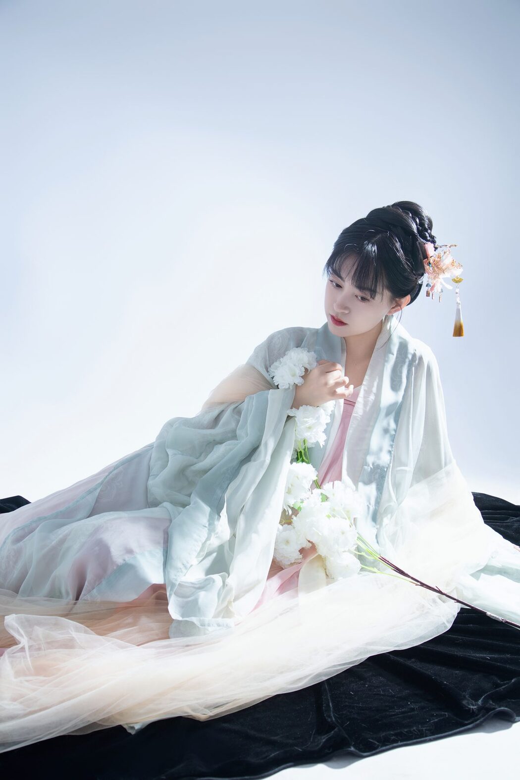 YiTuYu艺图语 Vol.6044 Yi Xuan