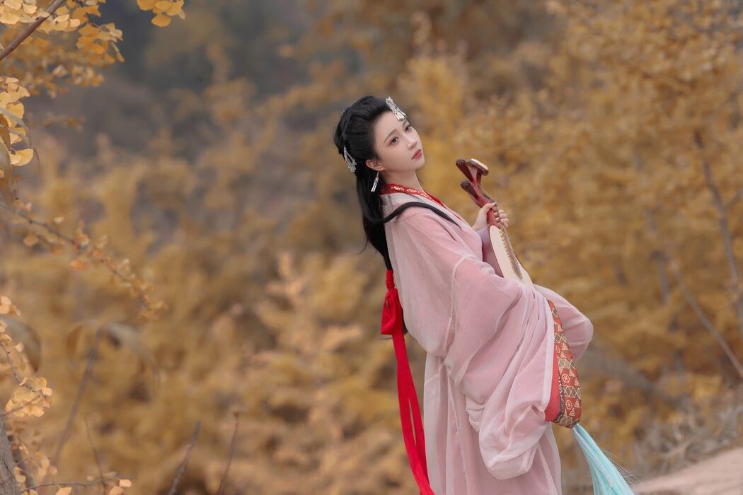 YiTuYu艺图语 Vol.5988 Qi Luo Sheng De Xiao Su Su
