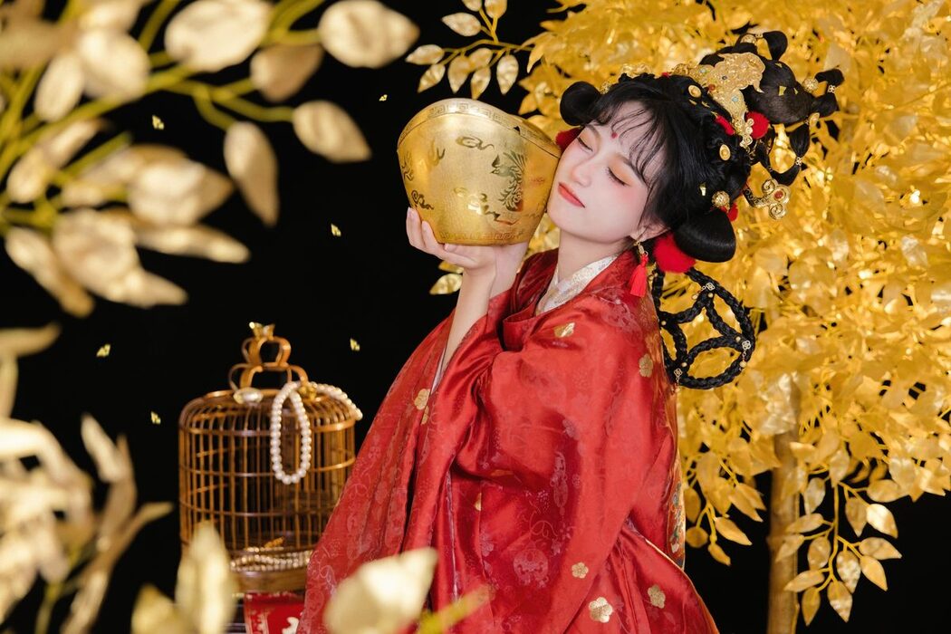 YiTuYu艺图语 Vol.6086 Xiao Yang Zai Chi Le Ma