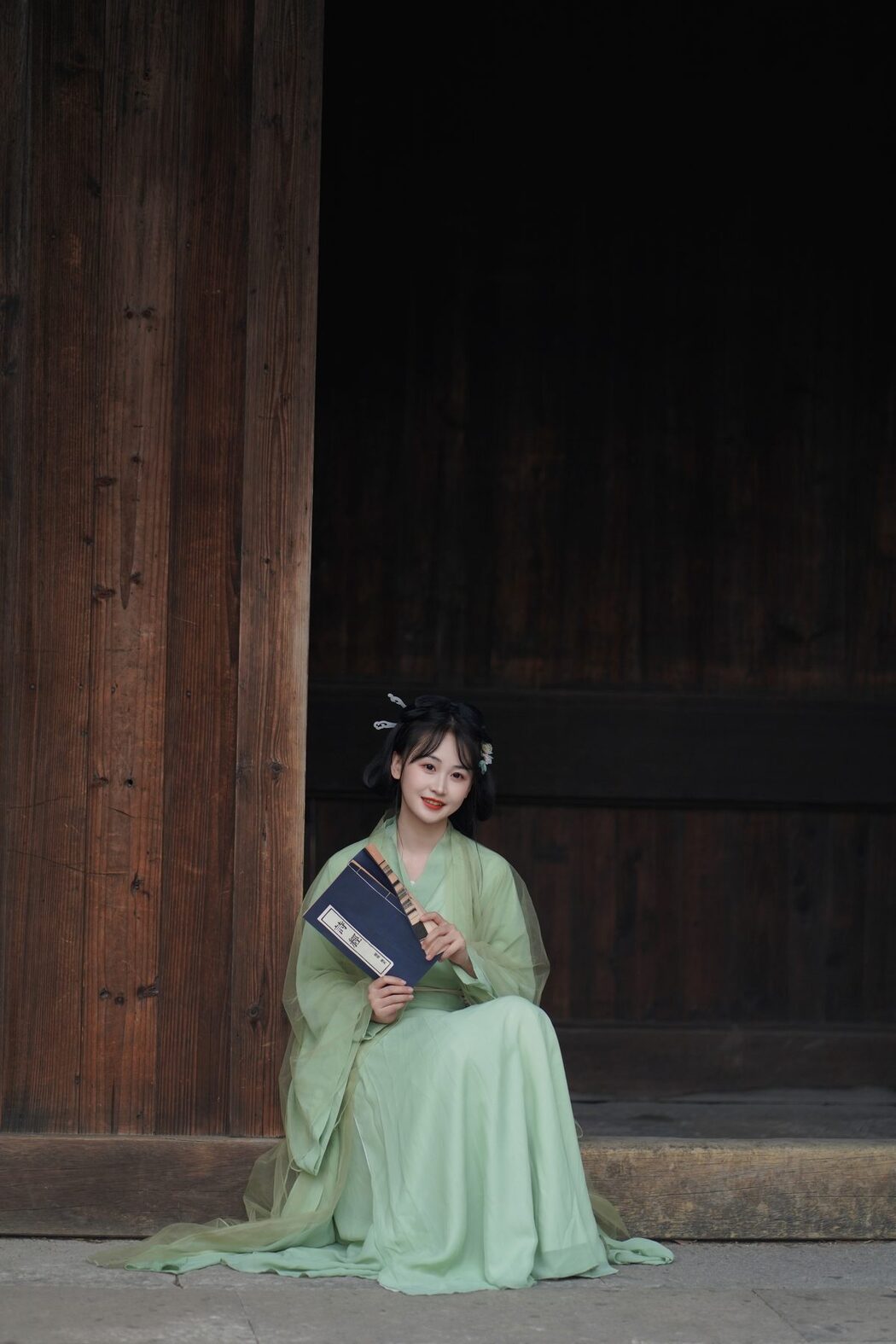 YiTuYu艺图语 Vol.6061 Jiao Yi Zhi Sui Sui
