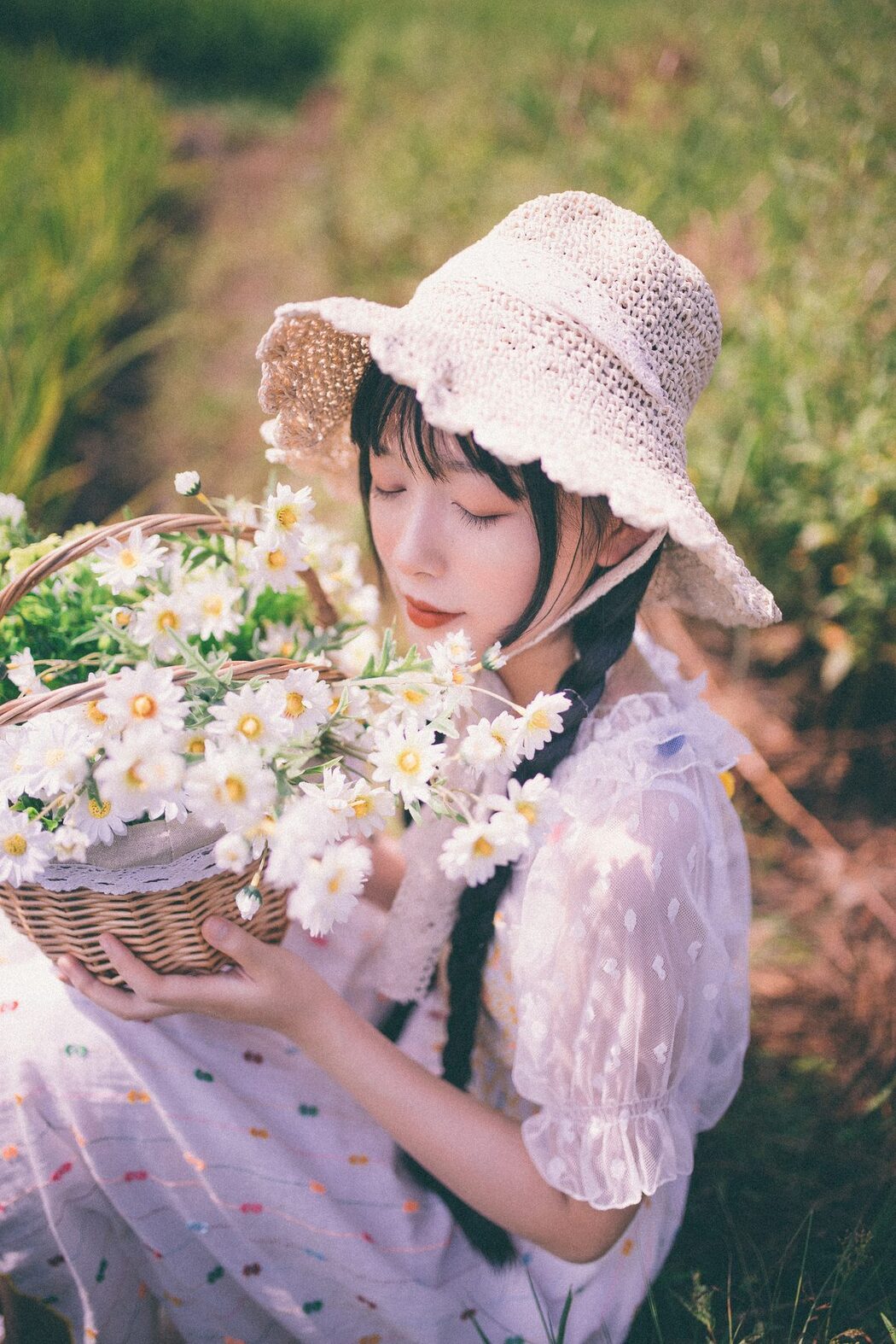 YiTuYu艺图语 Vol.6070 Zhi Yi