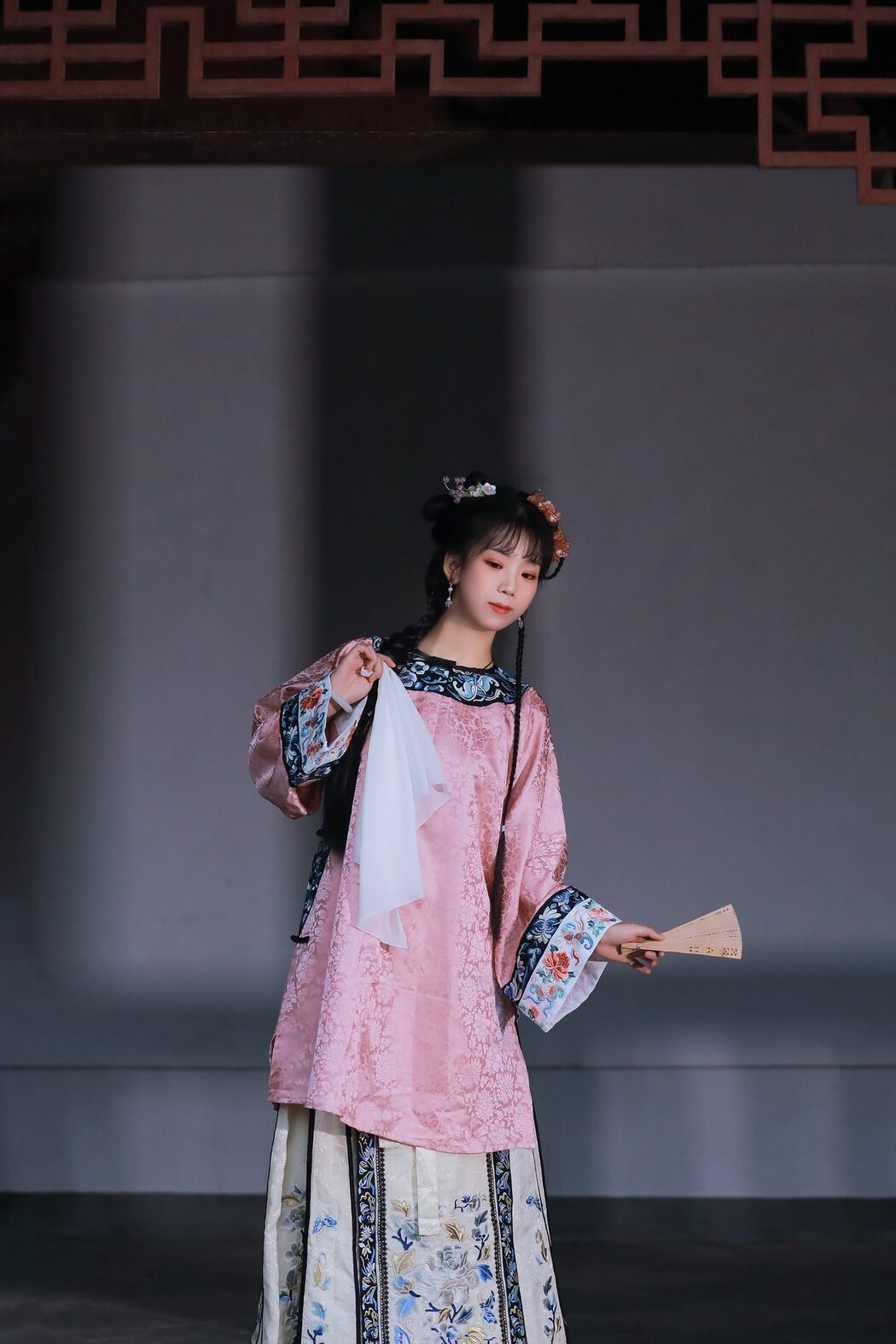 YiTuYu艺图语 Vol.6094 Zhou Zhou AY