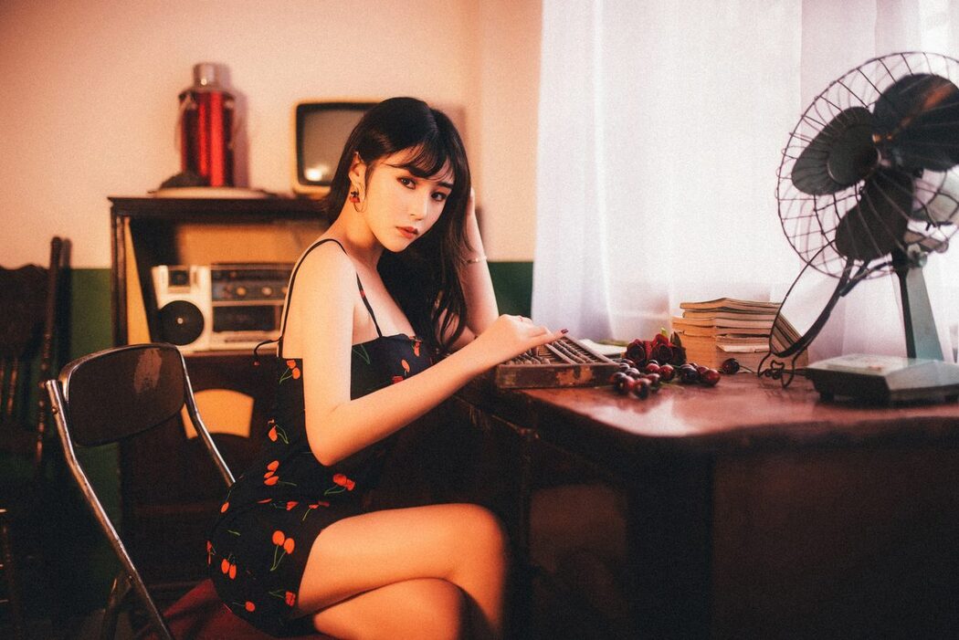 YiTuYu艺图语 Vol.6046 Kure Suo Wei