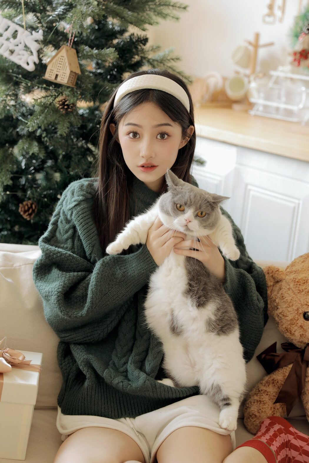 YiTuYu艺图语 Vol.6050 Bai Bian Xiao Yi