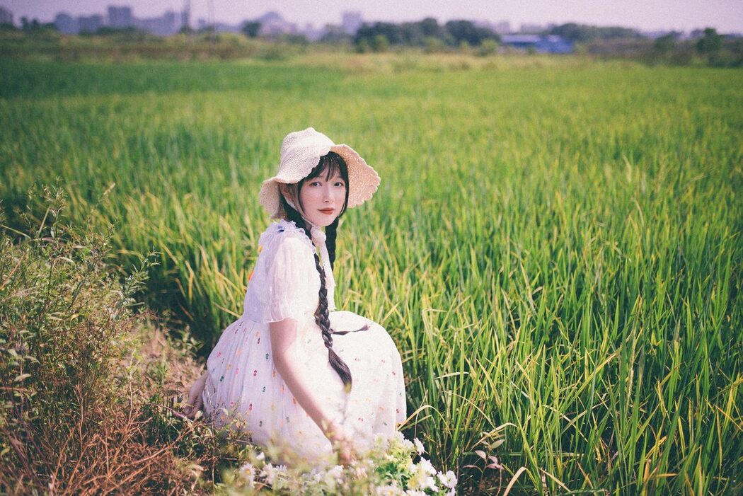 YiTuYu艺图语 Vol.6070 Zhi Yi
