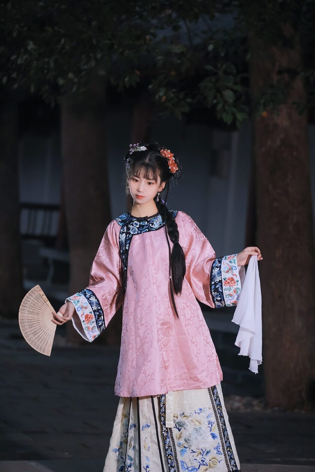 YiTuYu艺图语 Vol.6094 Zhou Zhou AY